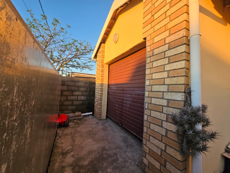 3 Bedroom Property for Sale in Mdantsane Nu 17 Eastern Cape